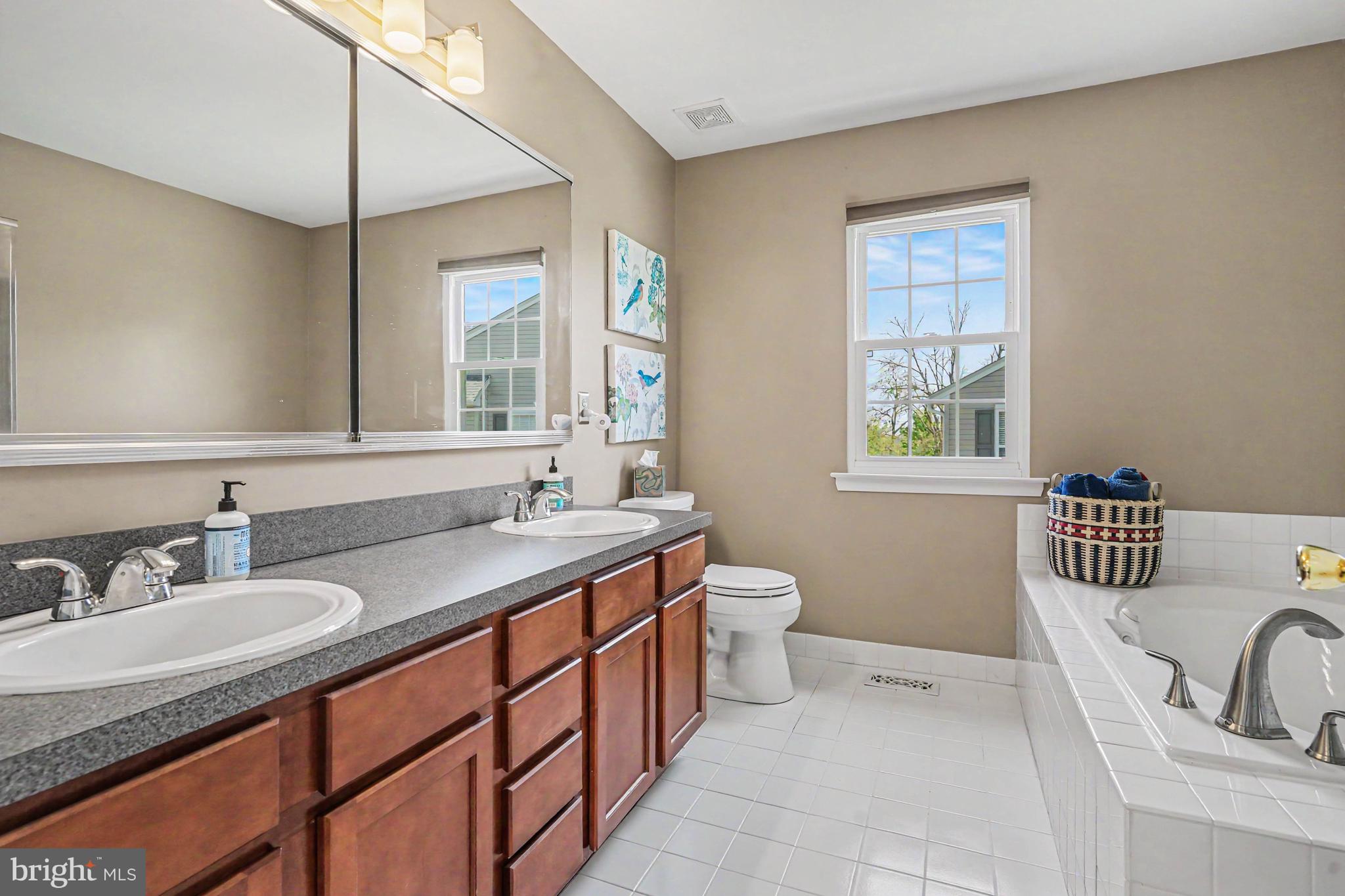PROVIDENCE VIEW - Residential