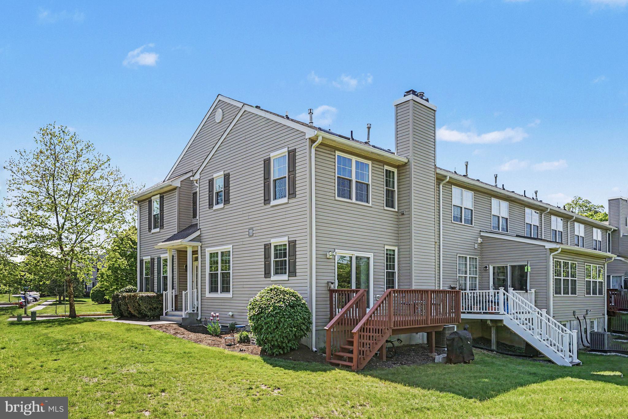 PROVIDENCE VIEW - Residential