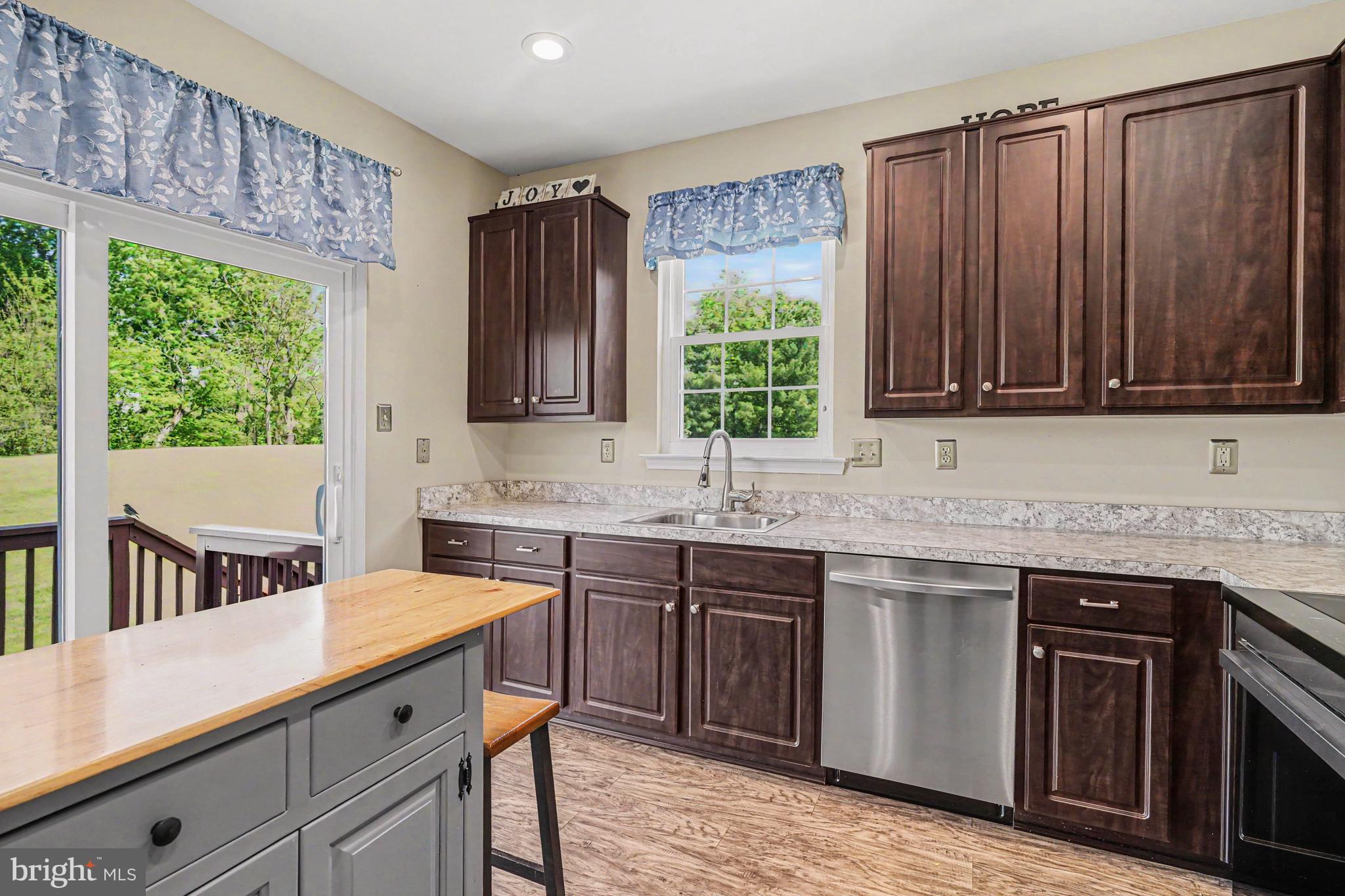 PROVIDENCE VIEW - Residential