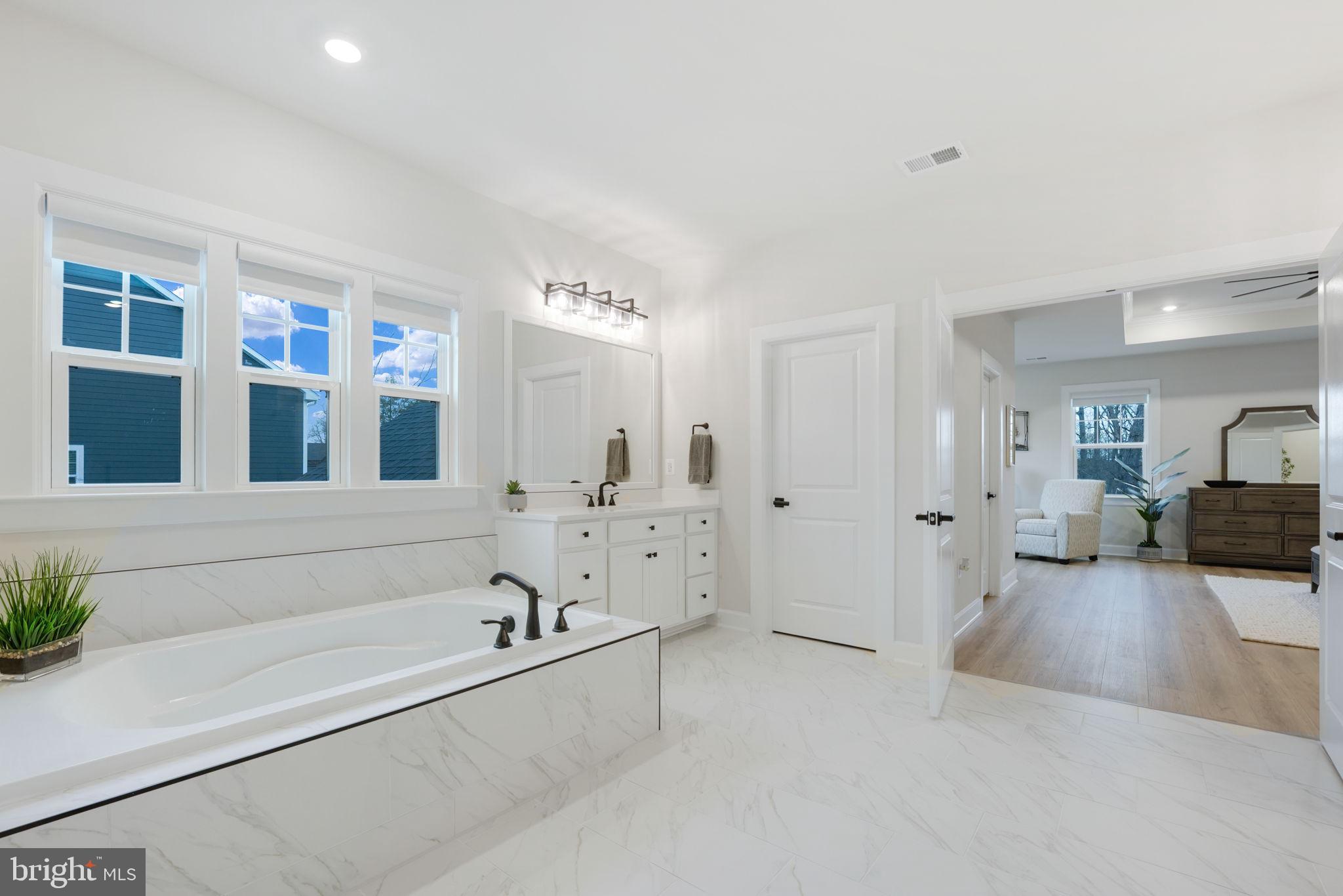 FAWN LAKE - Residential