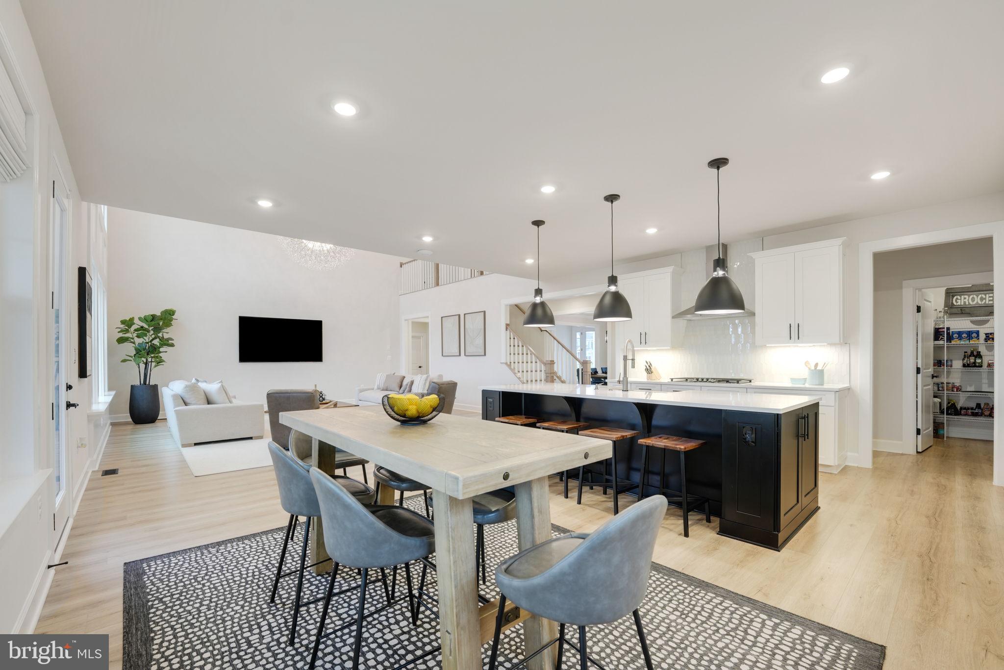 FAWN LAKE - Residential