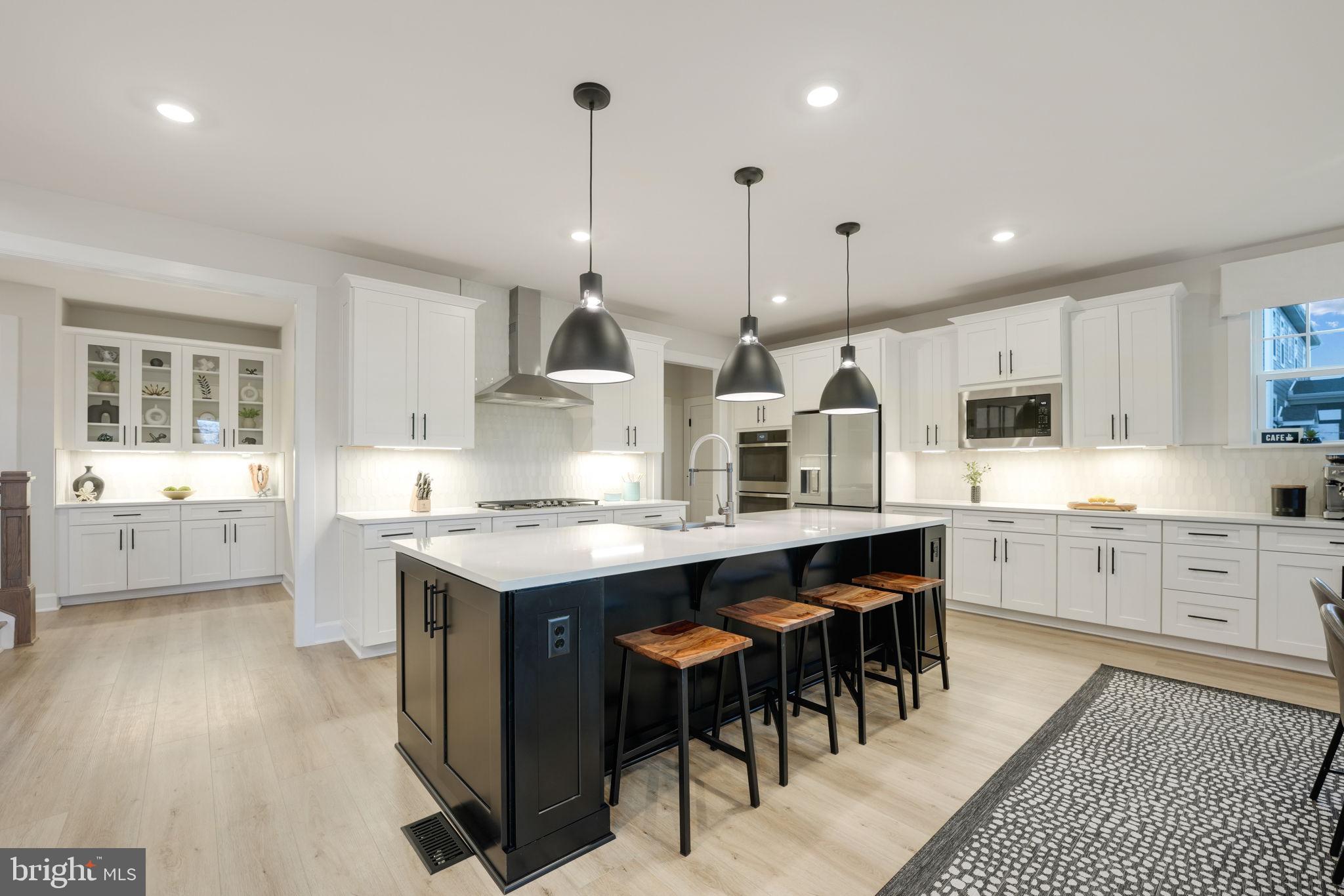 10913 SNOW DROP WAY