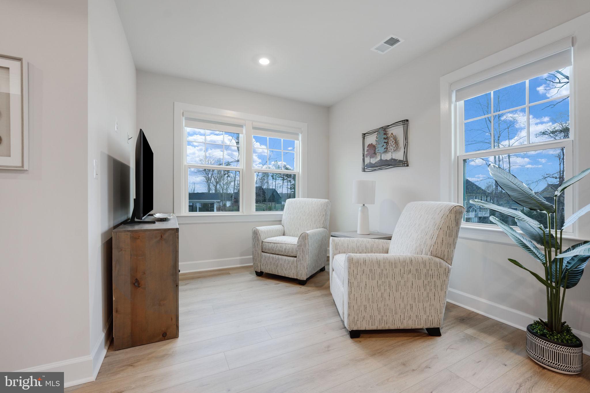 FAWN LAKE - Residential