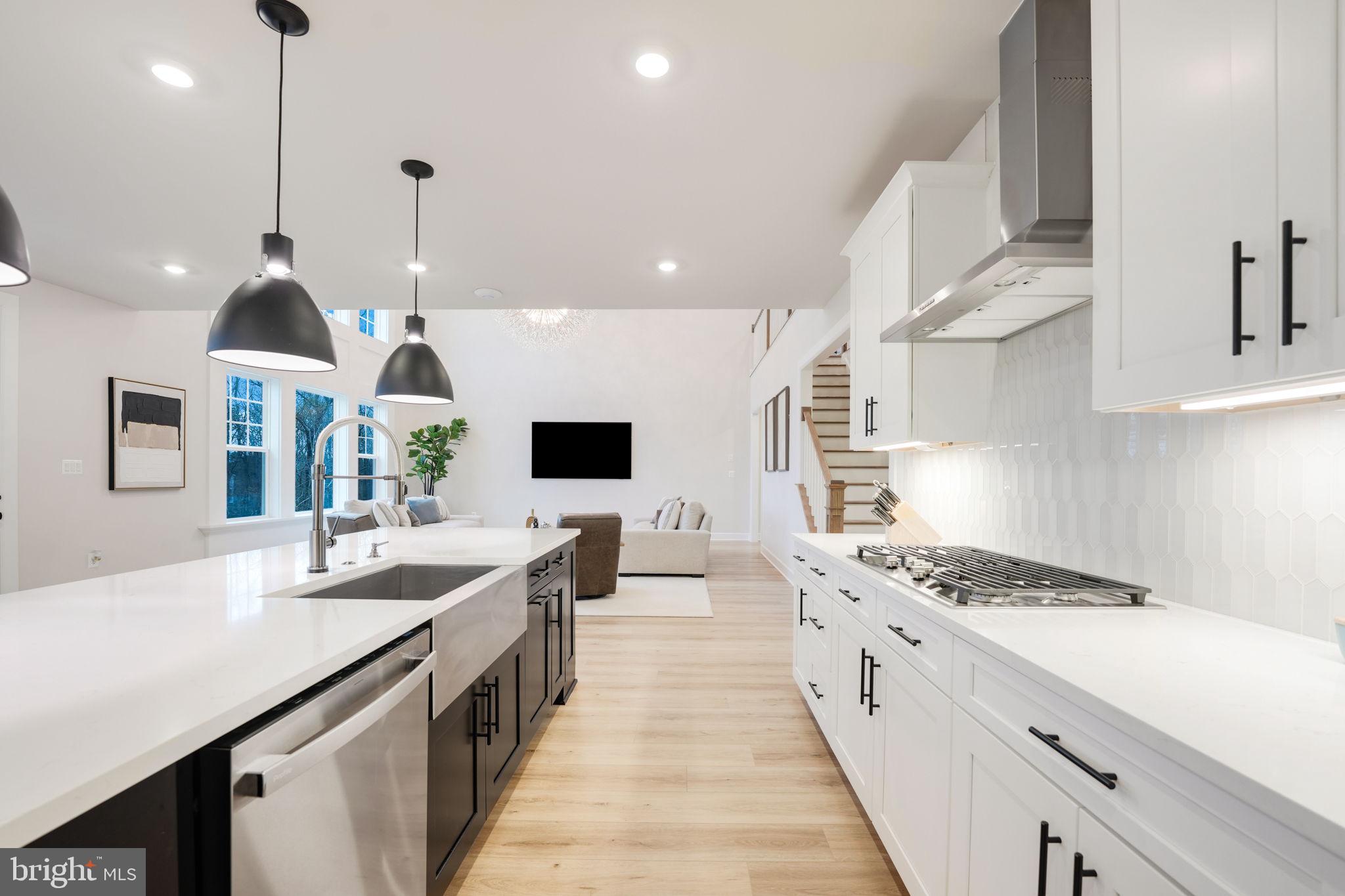 FAWN LAKE - Residential