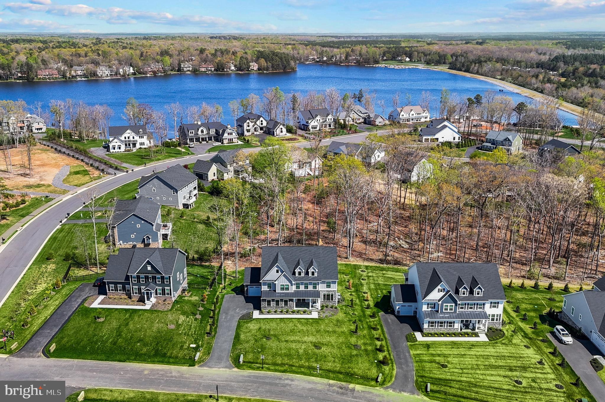 FAWN LAKE - Residential
