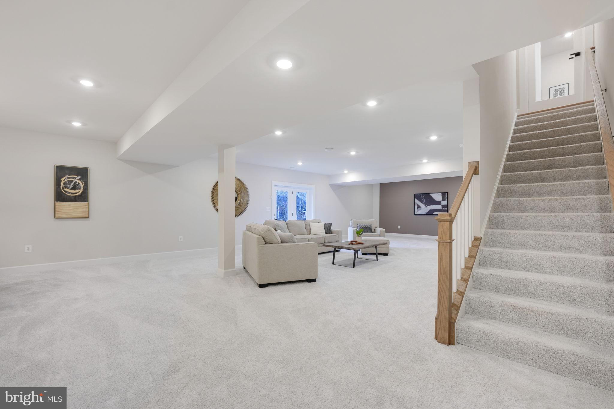 FAWN LAKE - Residential