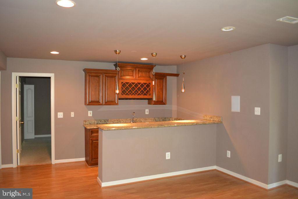 SOUTH BANK - Residential Lease