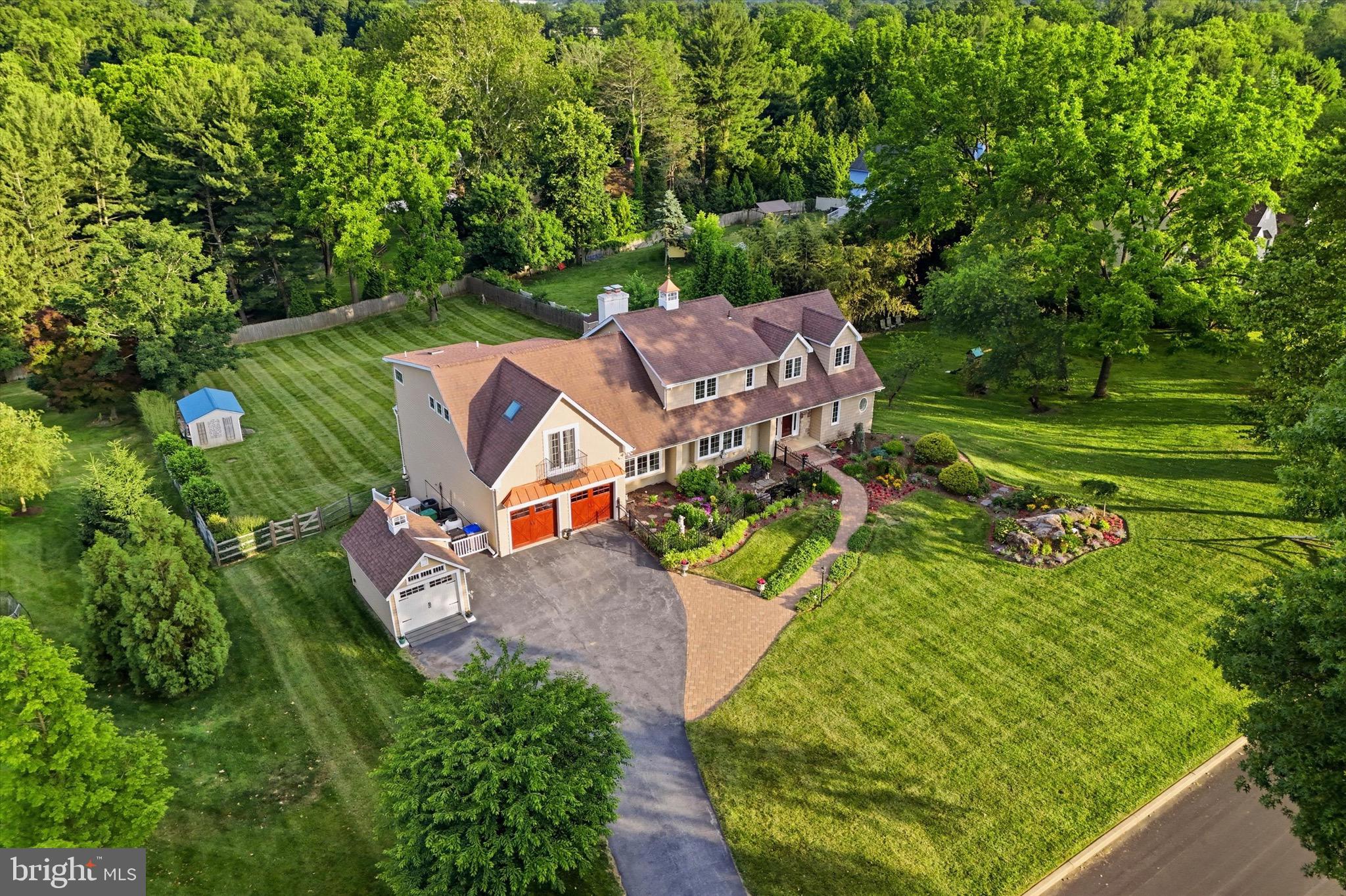5 SUGAR MAPLE DRIVE