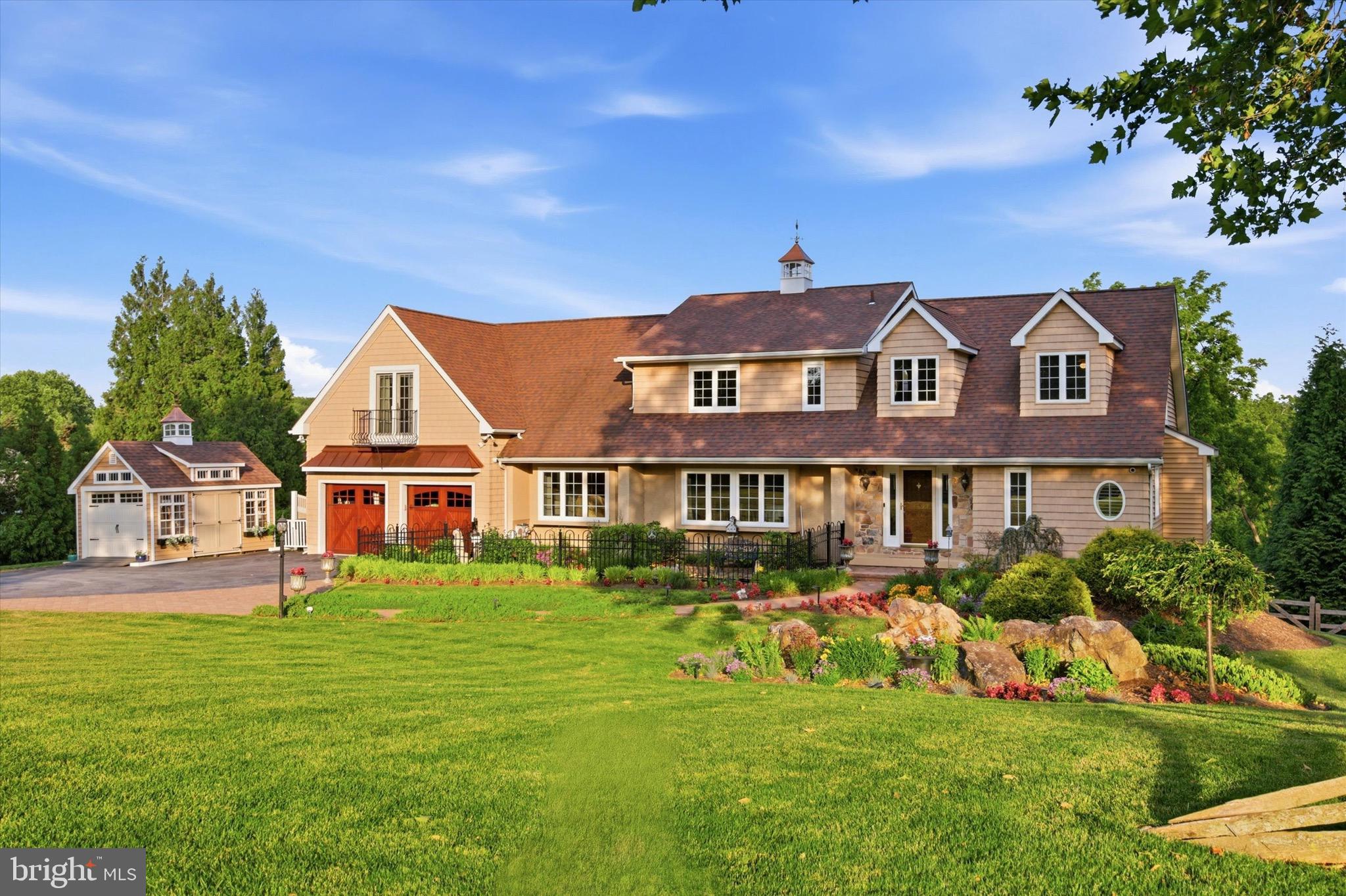 5 SUGAR MAPLE DRIVE