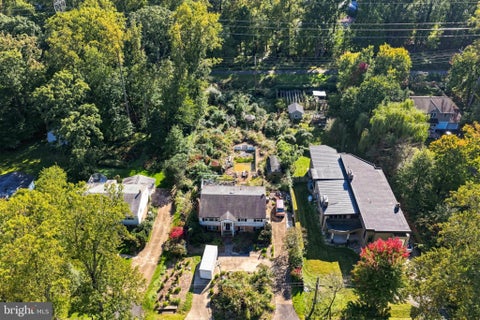 Photo of 8123 Westchester Drive, VIENNA, VA 22182 (MLS # VAFX2345342)