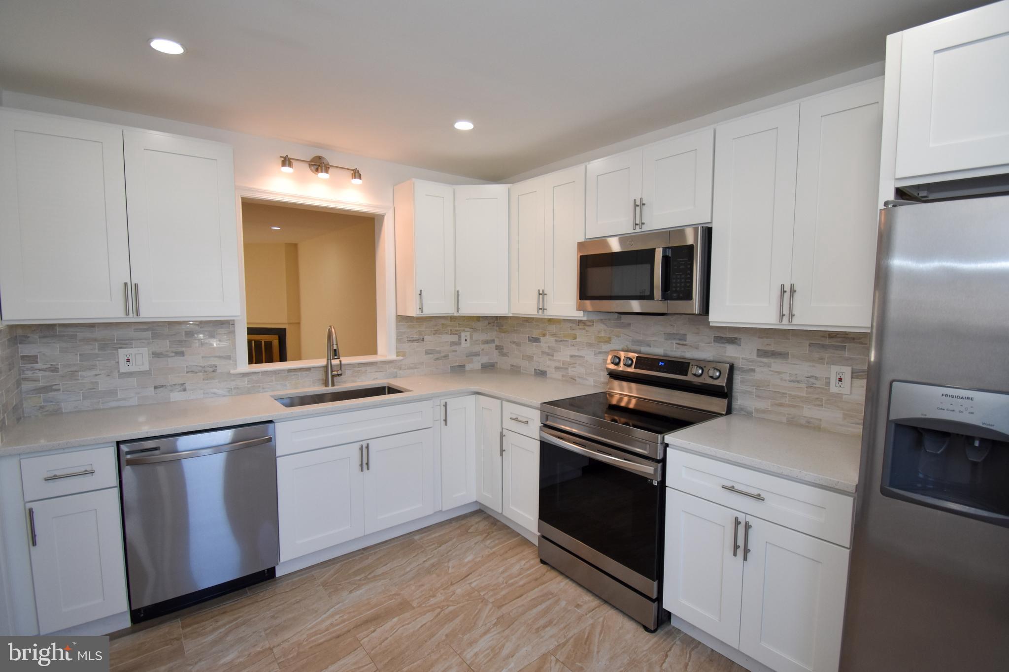 TAPESTRY - Residential Lease
