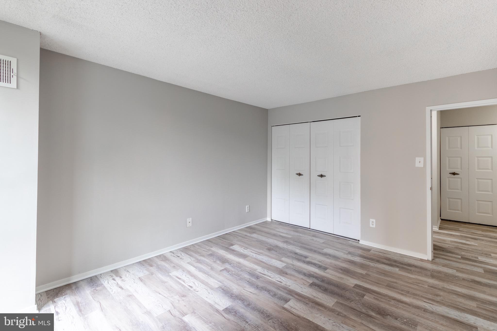 IDYLWOOD TOWERS CONDO - Residential