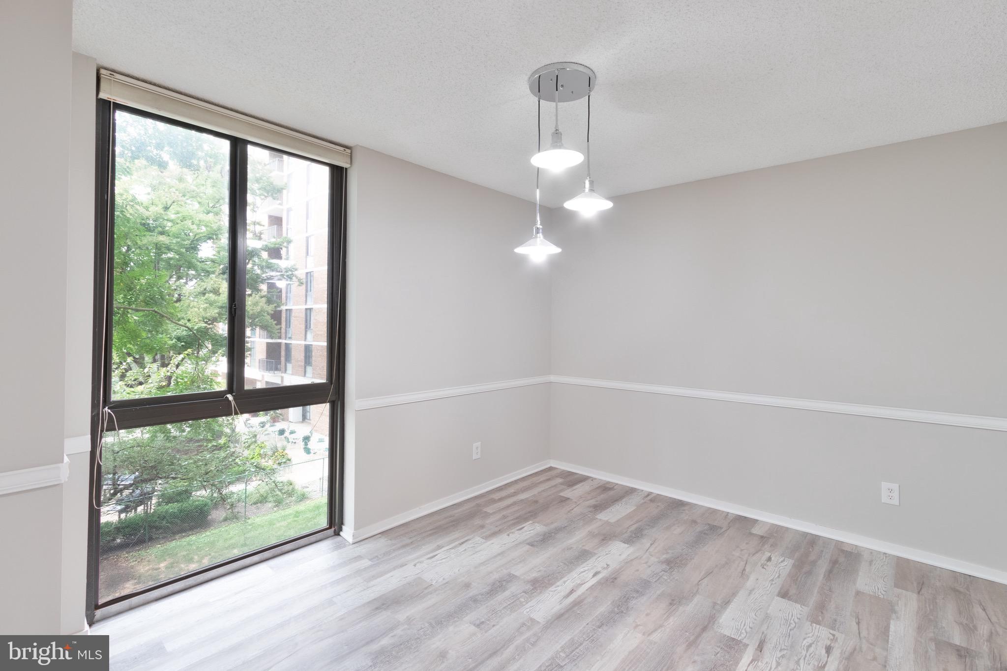 IDYLWOOD TOWERS CONDO - Residential