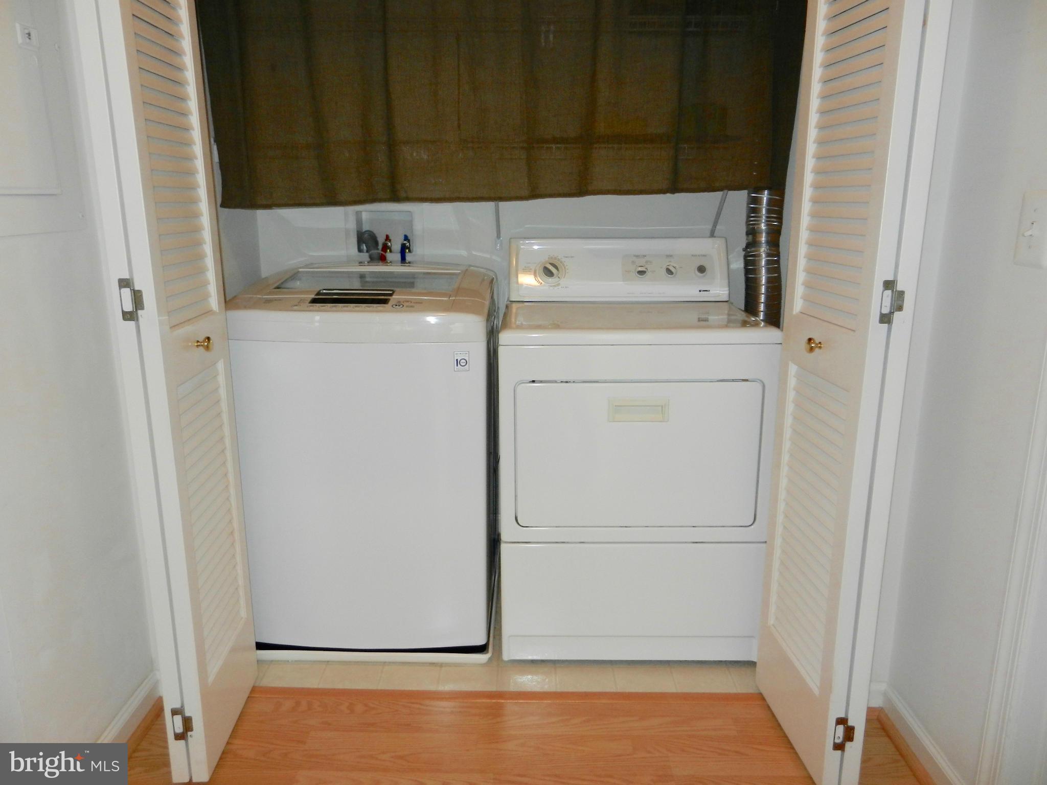 PERRY HALL FARMS - Residential