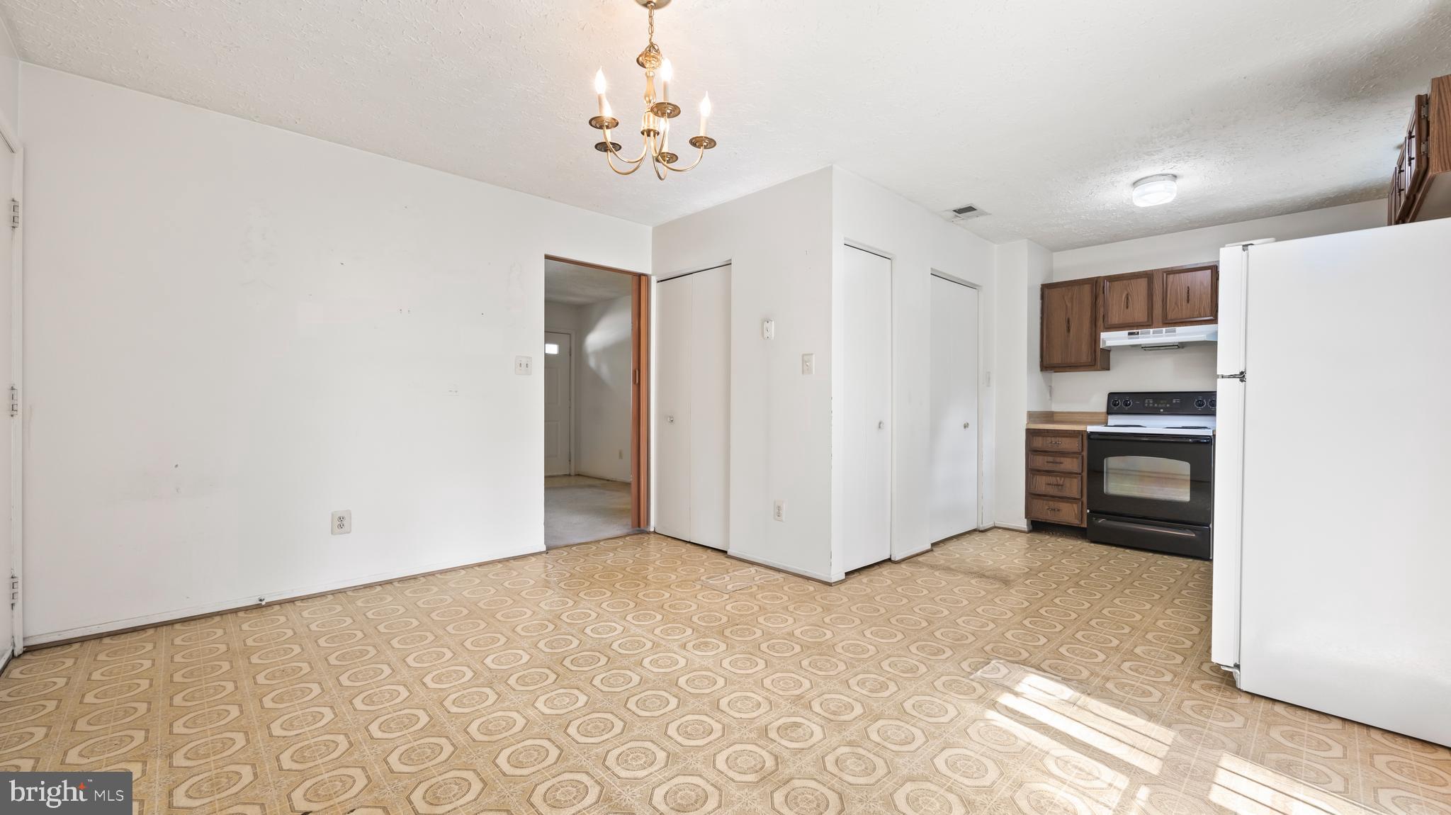 MARLBOROUGH SOUTH - Residential