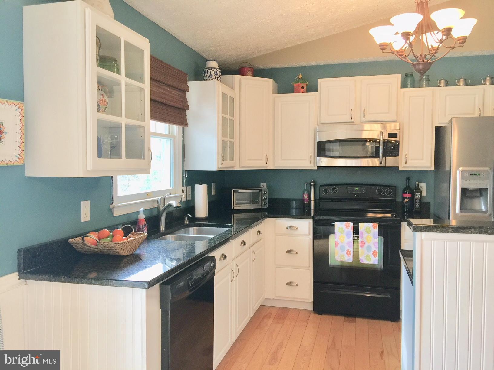 CAPE ST CLAIRE - Residential