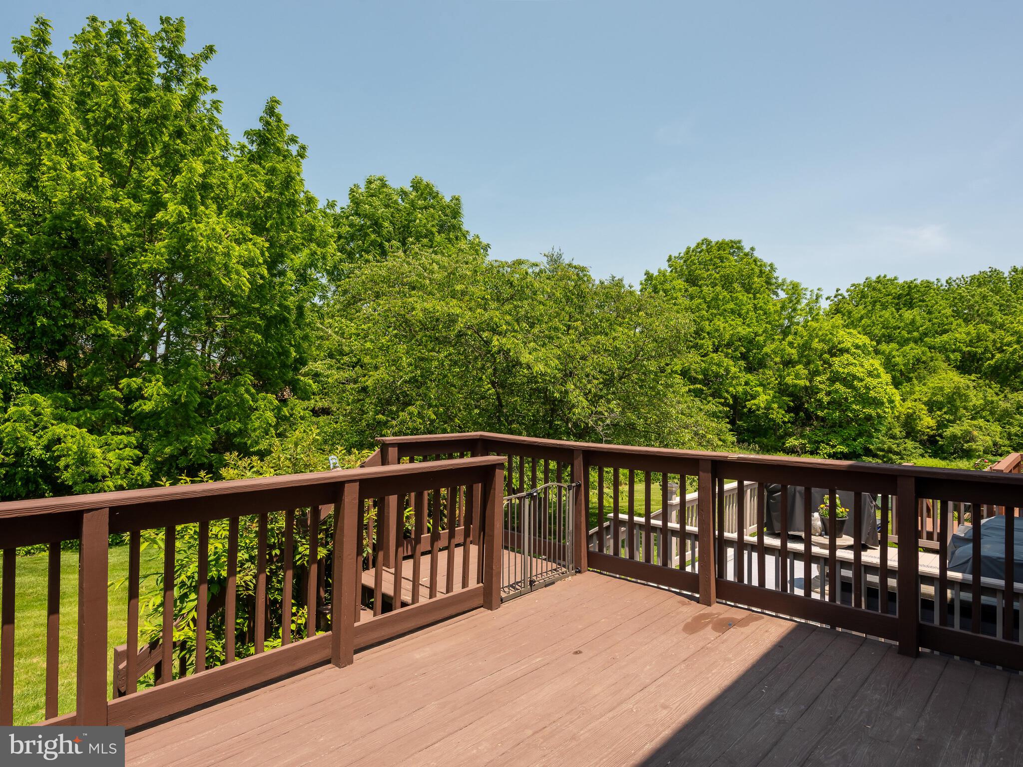 LONGWOOD CROSSING - Residential