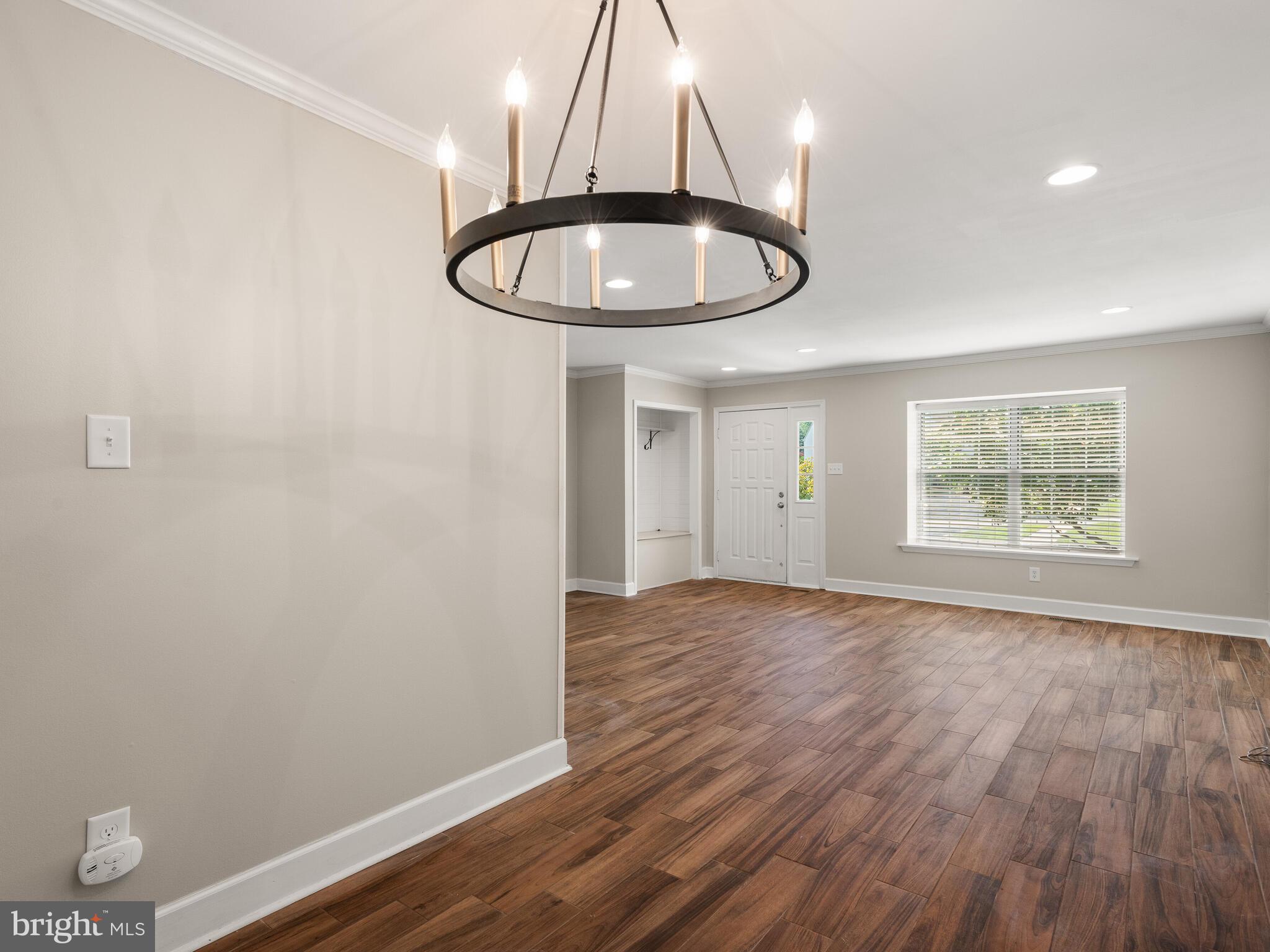 LONGWOOD CROSSING - Residential