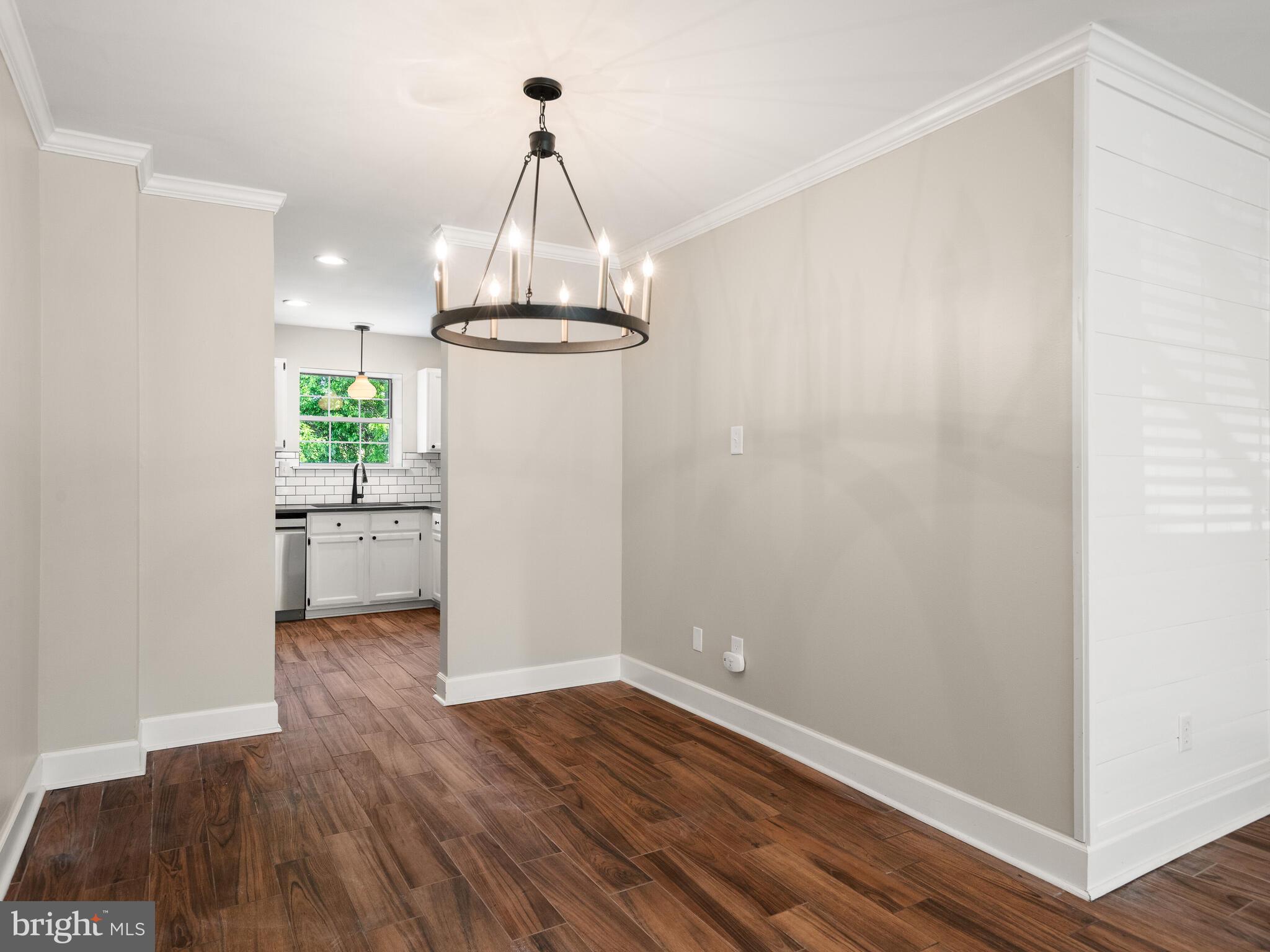 LONGWOOD CROSSING - Residential