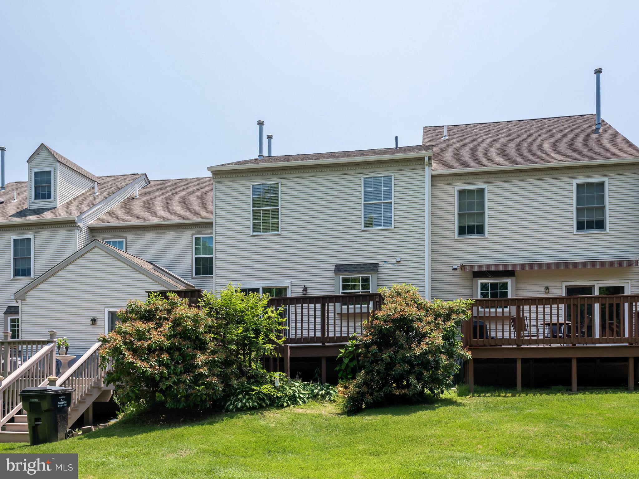 LONGWOOD CROSSING - Residential