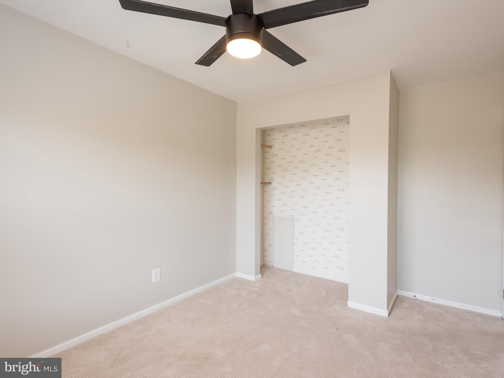 LONGWOOD CROSSING - Residential