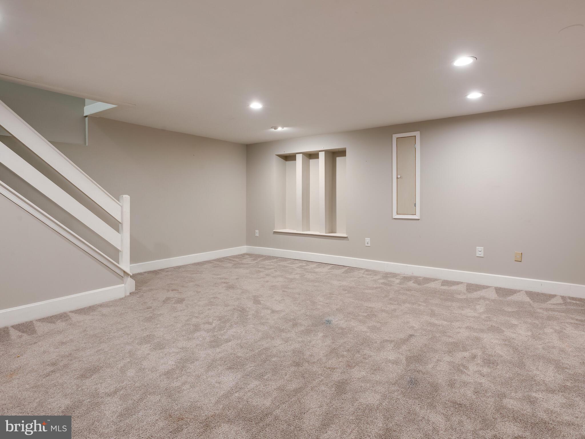 LONGWOOD CROSSING - Residential