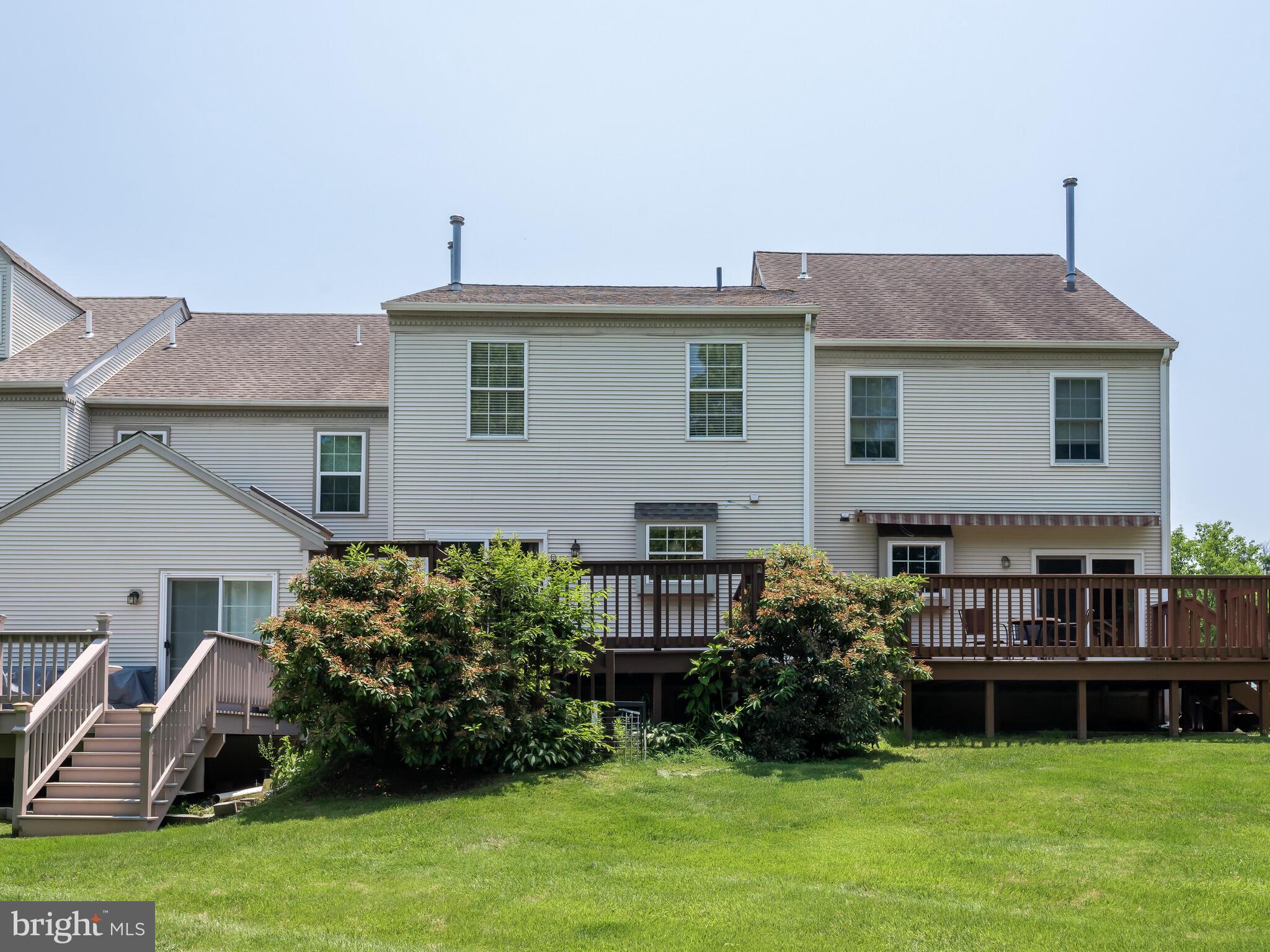 LONGWOOD CROSSING - Residential