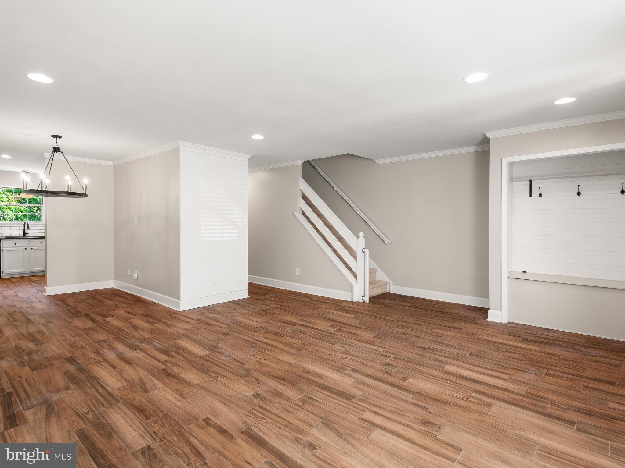 167 CAMBRIDGE CIRCLE 80