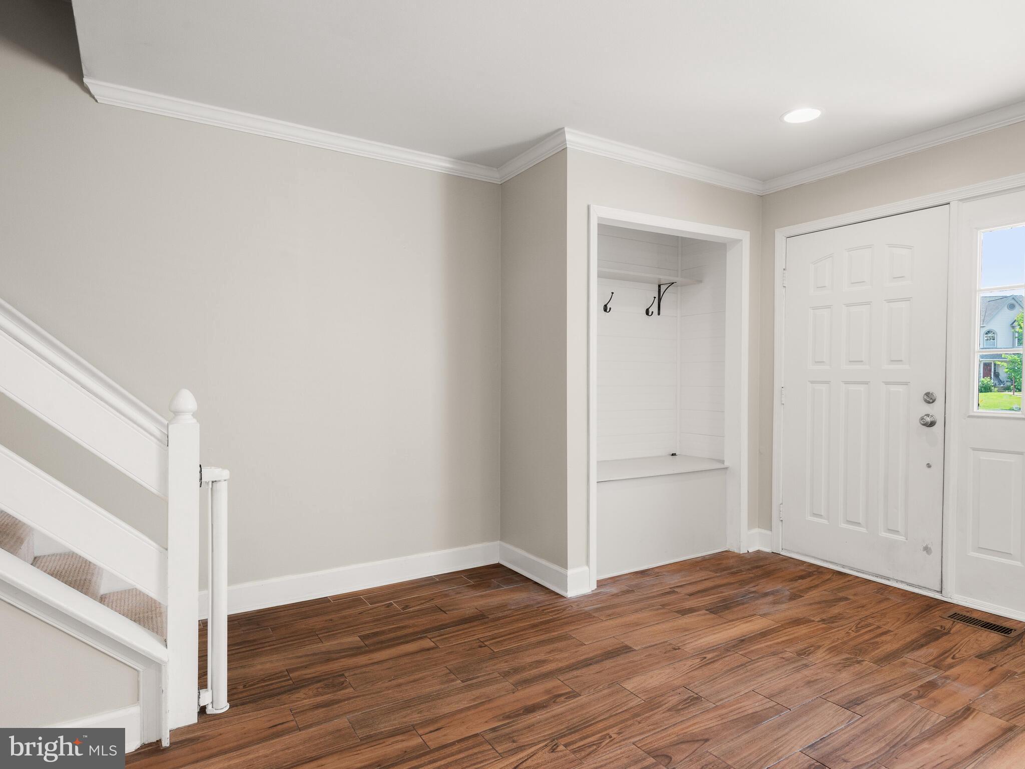 LONGWOOD CROSSING - Residential