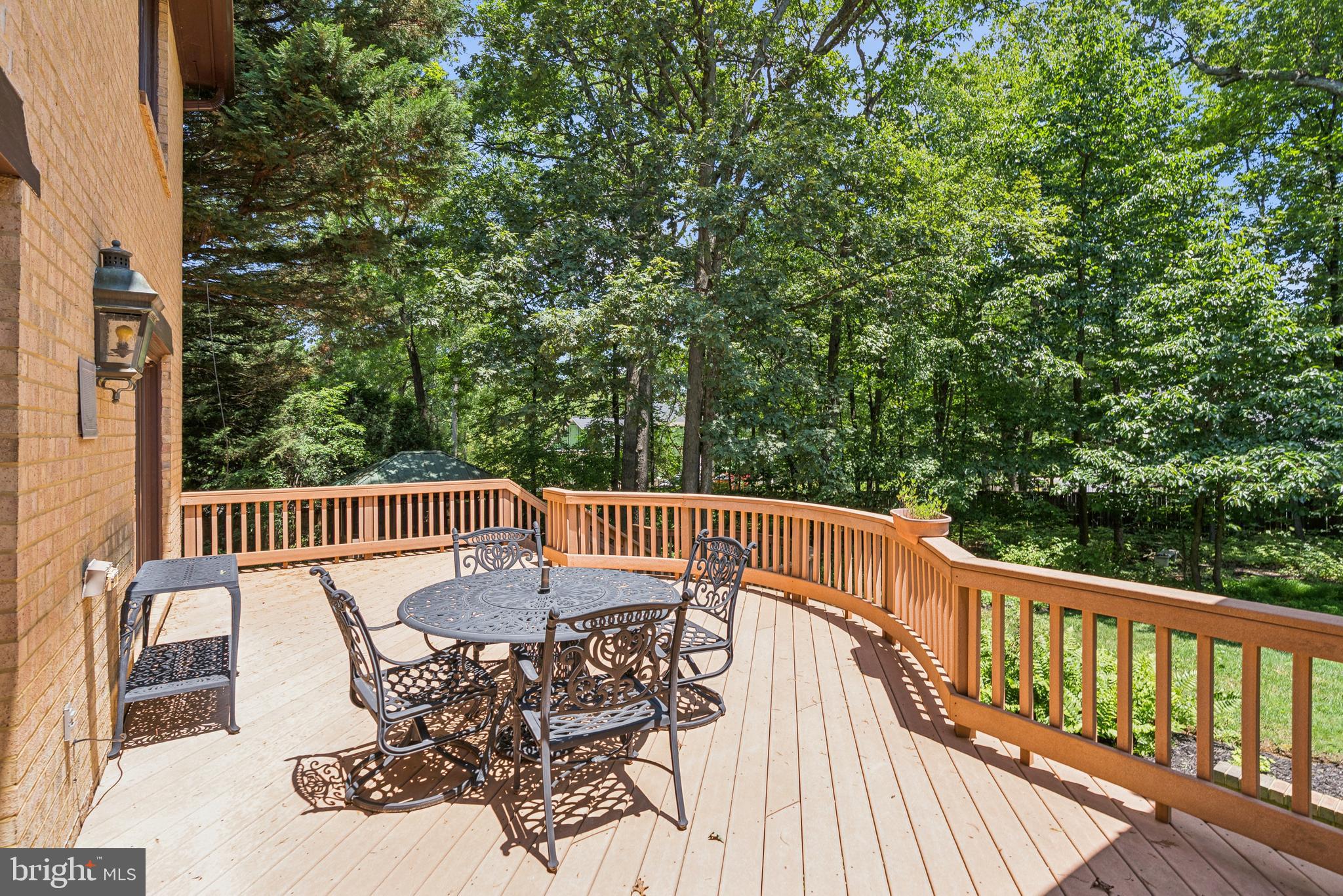 POTOMAC VILLAGE - Residential