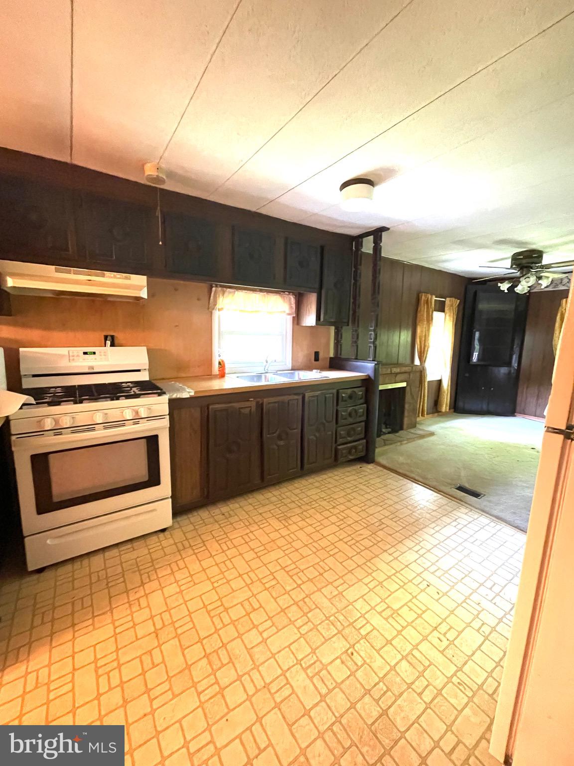 BUFFALO ESTATES - Residential