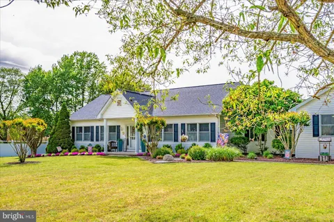 30944 Holts Landing Road, Dagsboro, DE MLS: DESU2085582