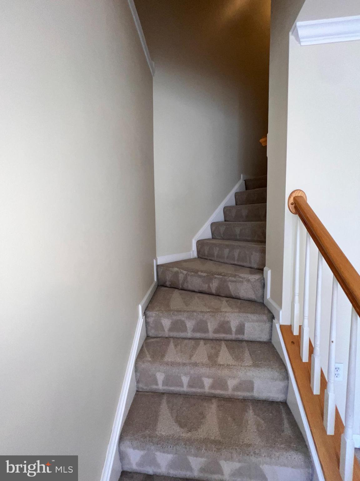 COUNTY GREEN - Residential Lease