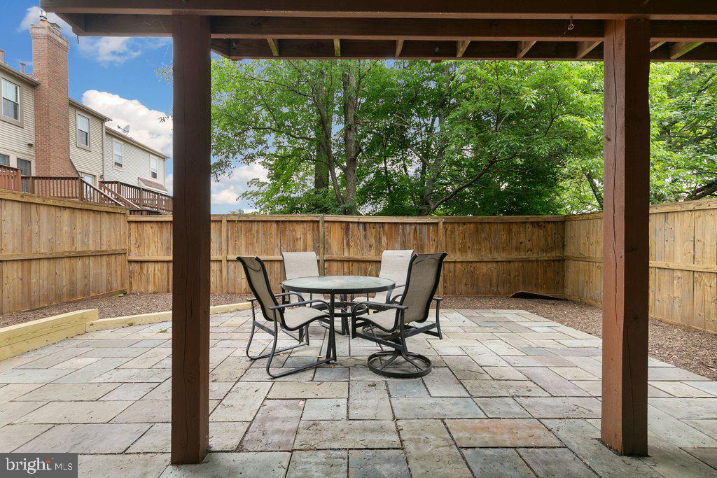 TIMBERLAWN - Residential