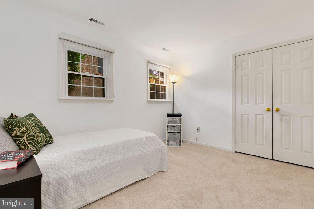 TIMBERLAWN - Residential