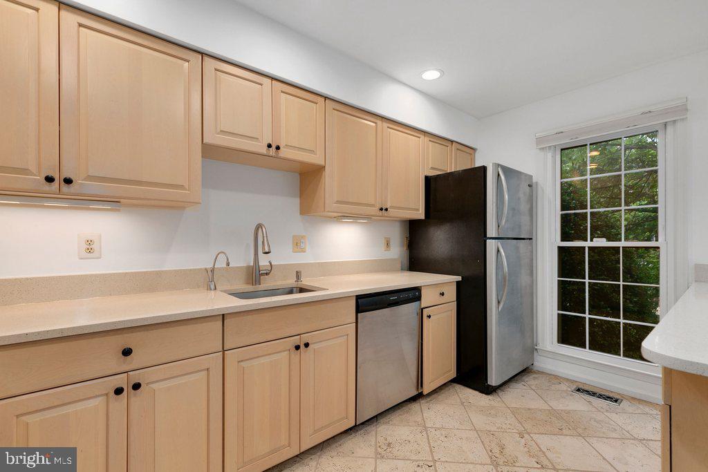 TIMBERLAWN - Residential