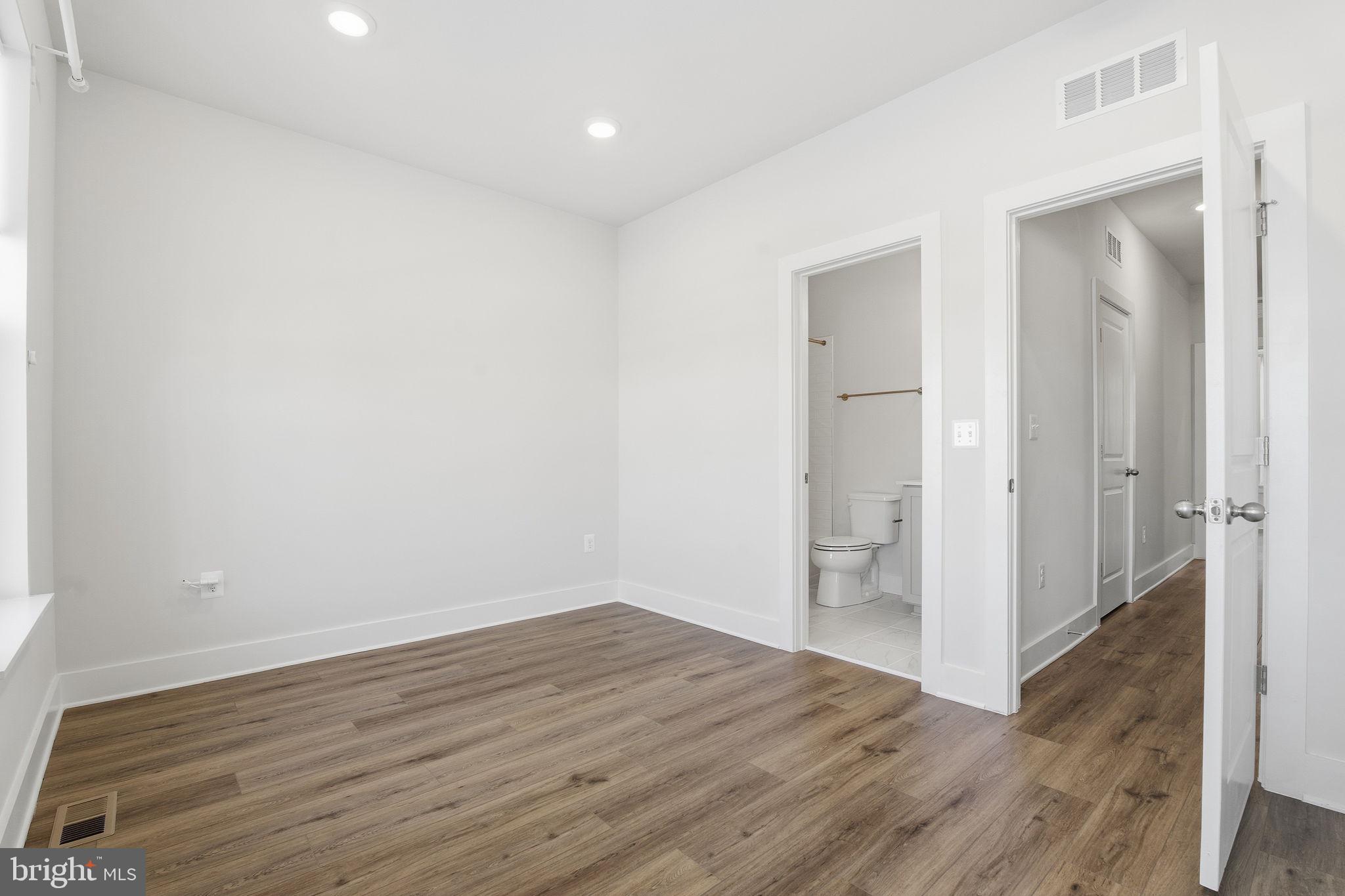 LOCKE LANDING - Residential Lease