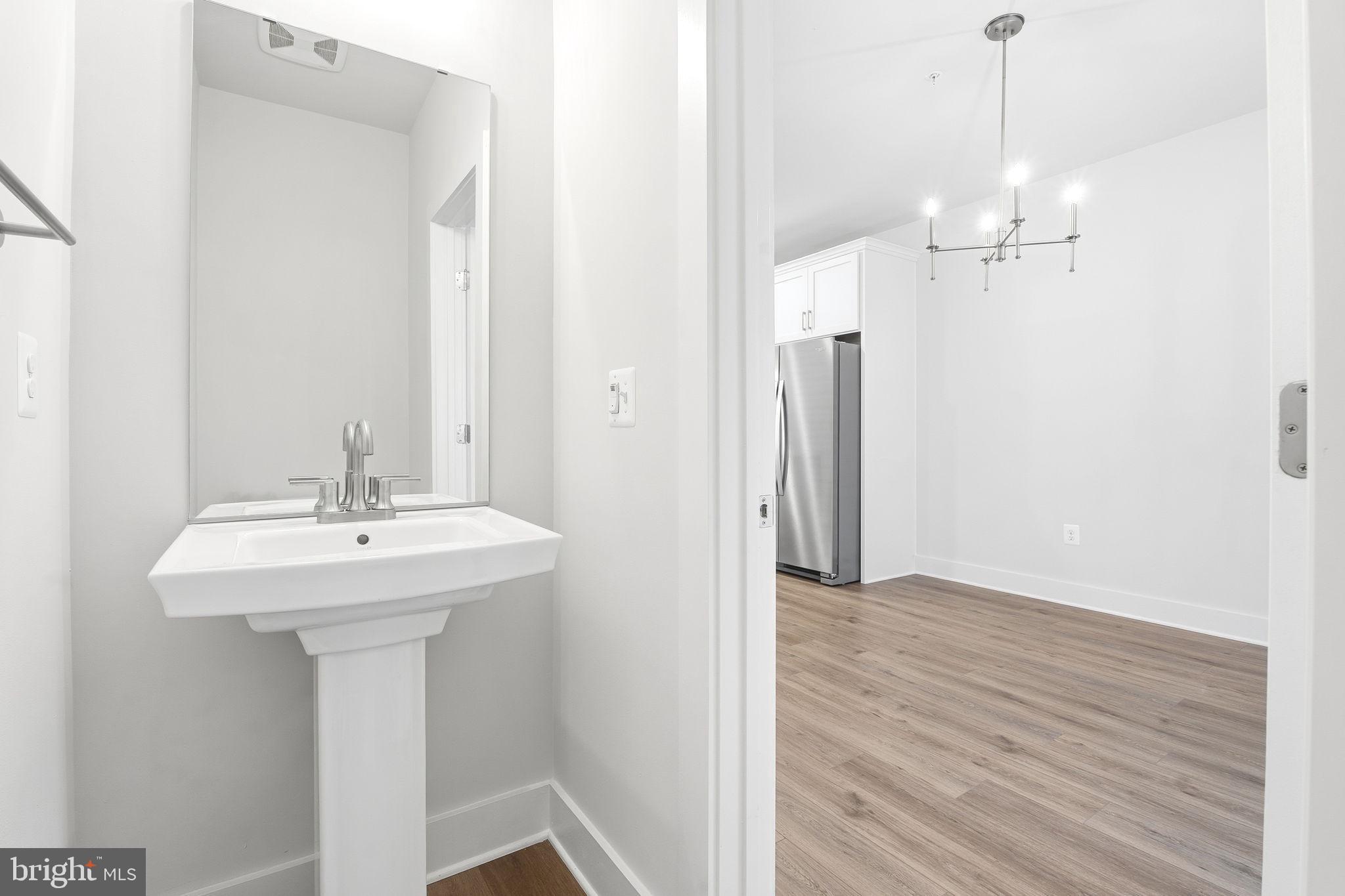 LOCKE LANDING - Residential Lease