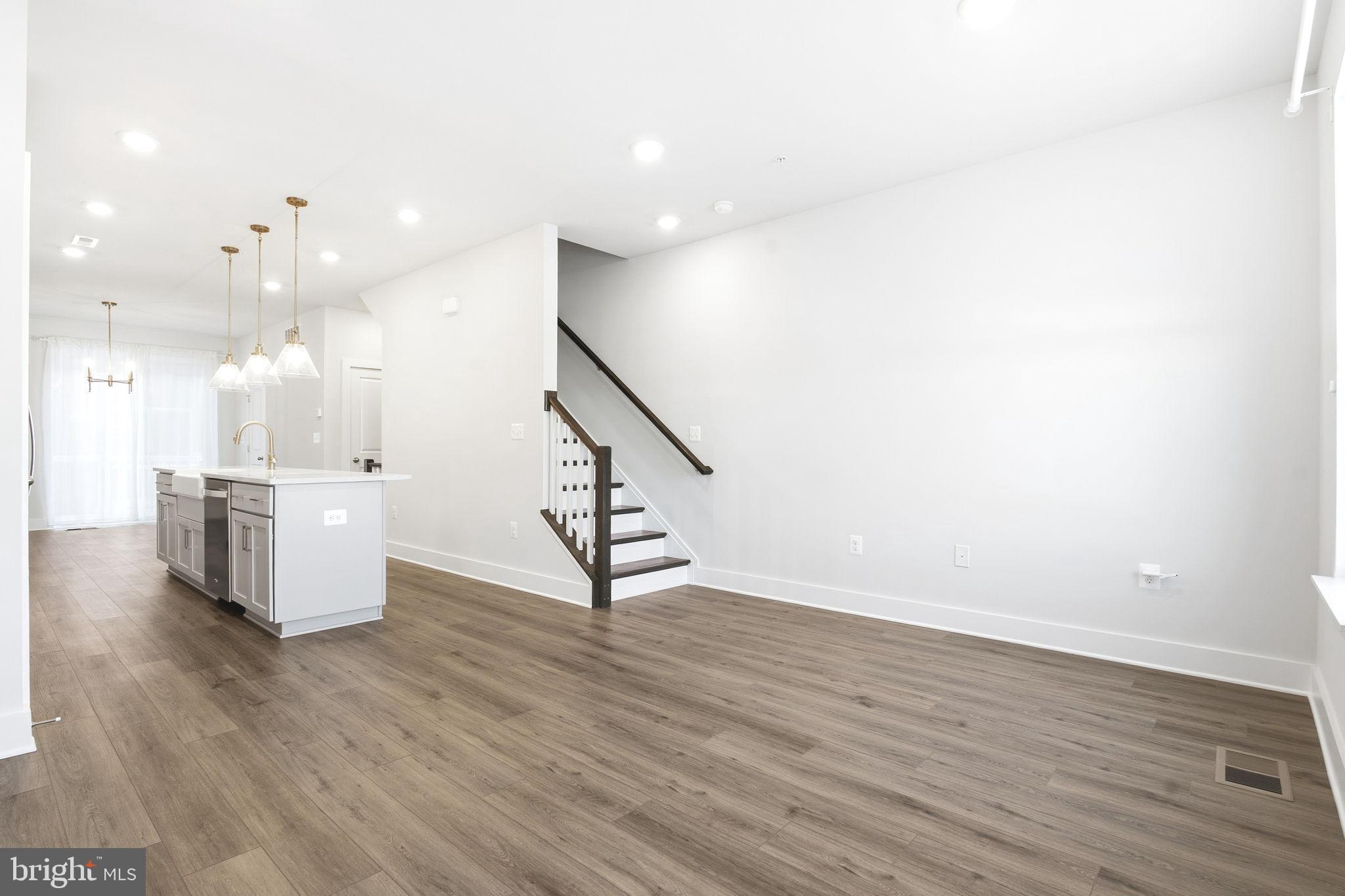 LOCKE LANDING - Residential Lease