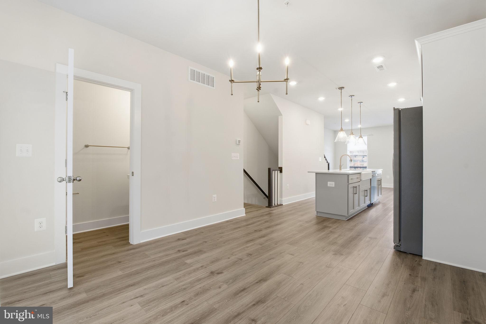 LOCKE LANDING - Residential Lease