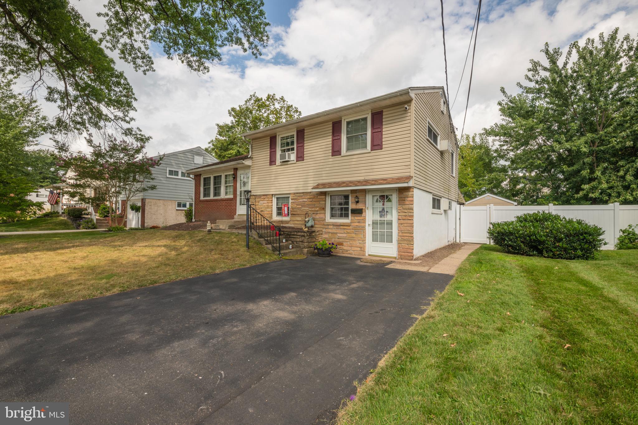 This is a shared home arrangement. Tenant will have a private entrance to the lower level studio that is open and features daylight windows, updated flooring, laundry, partial bath and exit to the rear patio. Full privacy in this area as door to the main area of home can lock as well as door to laundry. The full bath and kitchen are shared with the homeowner. Nice rear fenced yard and off street parking in the driveway. Nice location with easy access to major arteries. Nice private covered rear patio that is furnished. The studio area is a large room split as a bedroom/living and an office area.