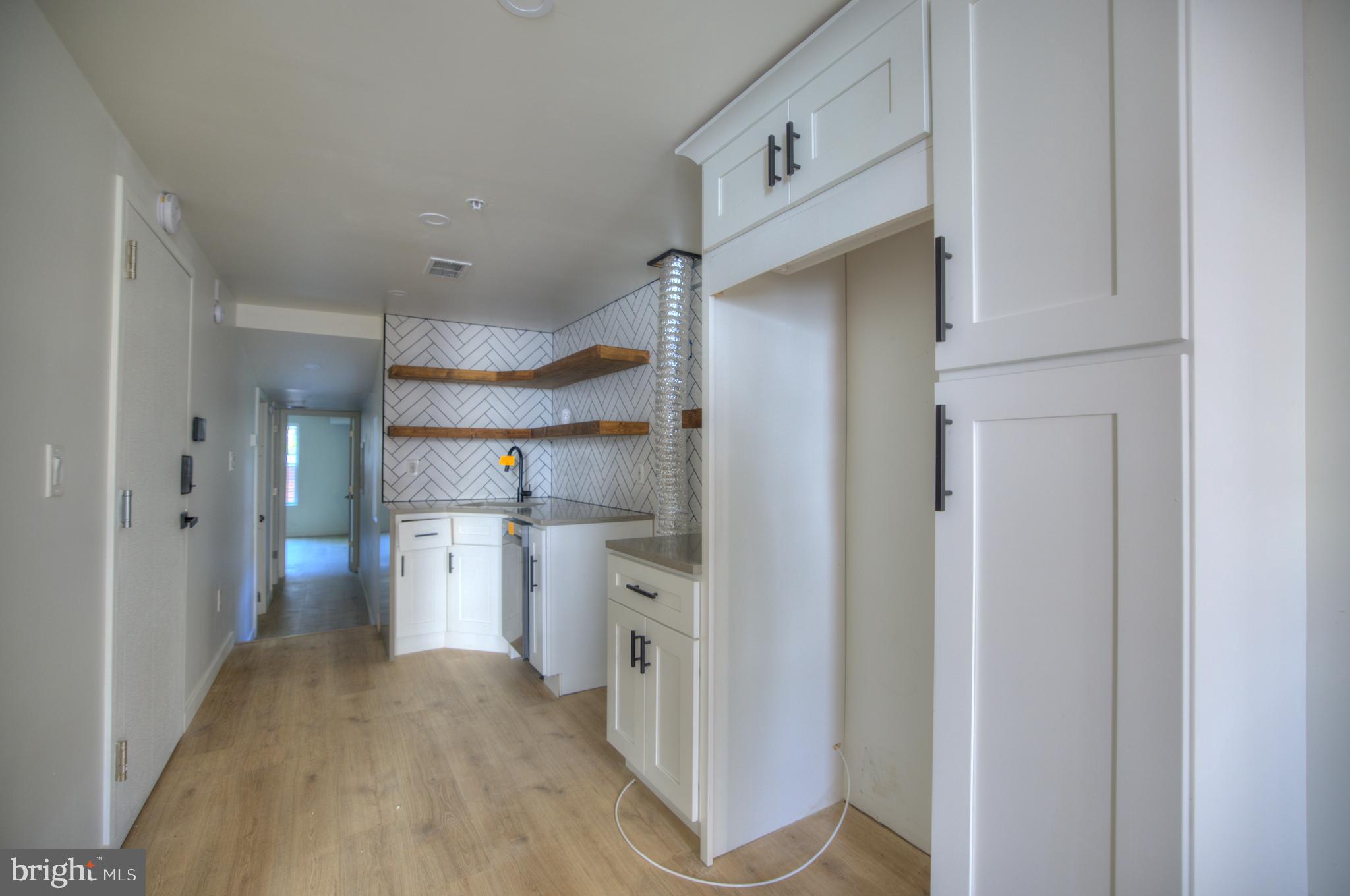 FRANCISVILLE - Residential Income