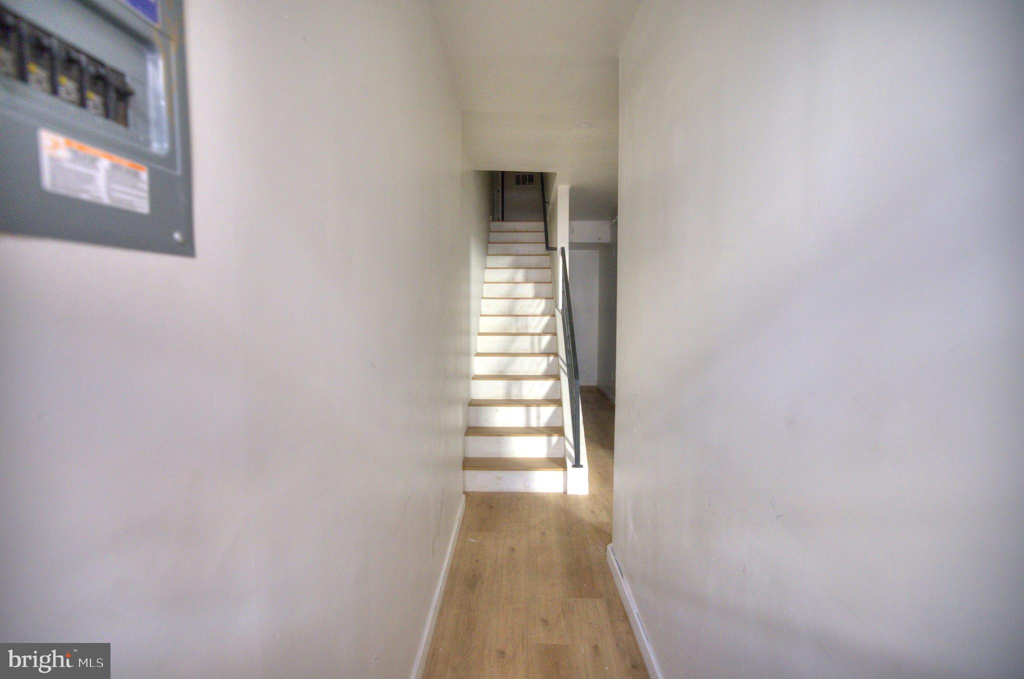 FRANCISVILLE - Residential Income