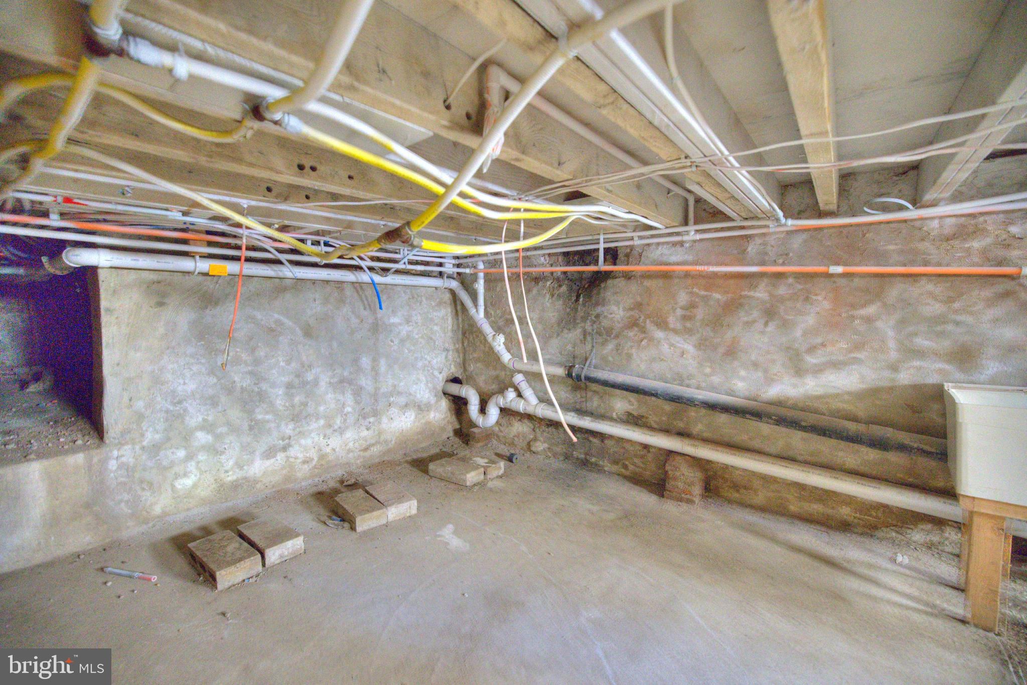 FRANCISVILLE - Residential Income