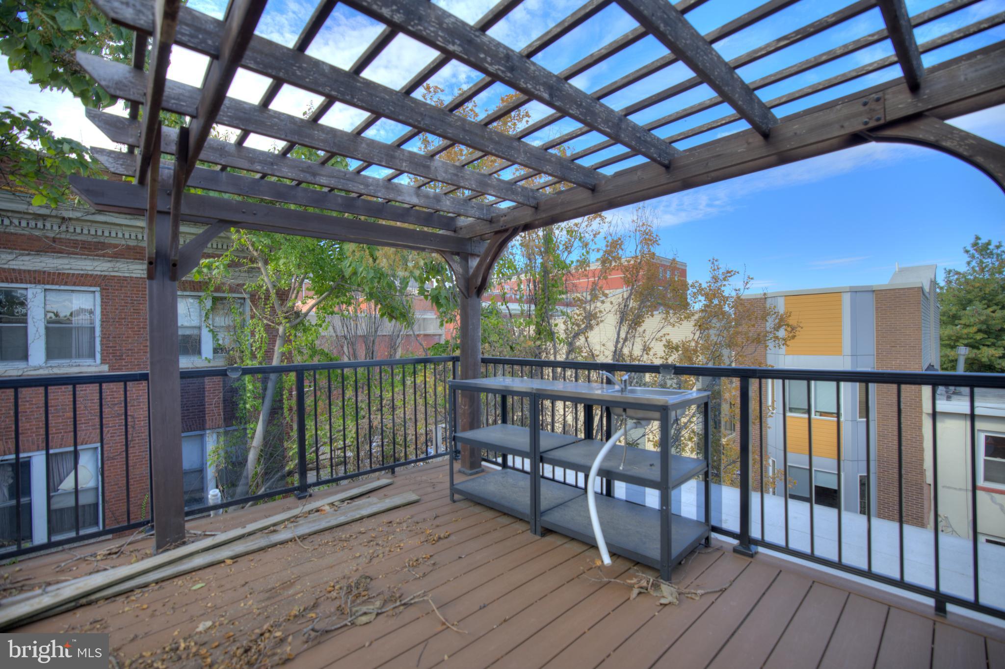 FRANCISVILLE - Residential Income