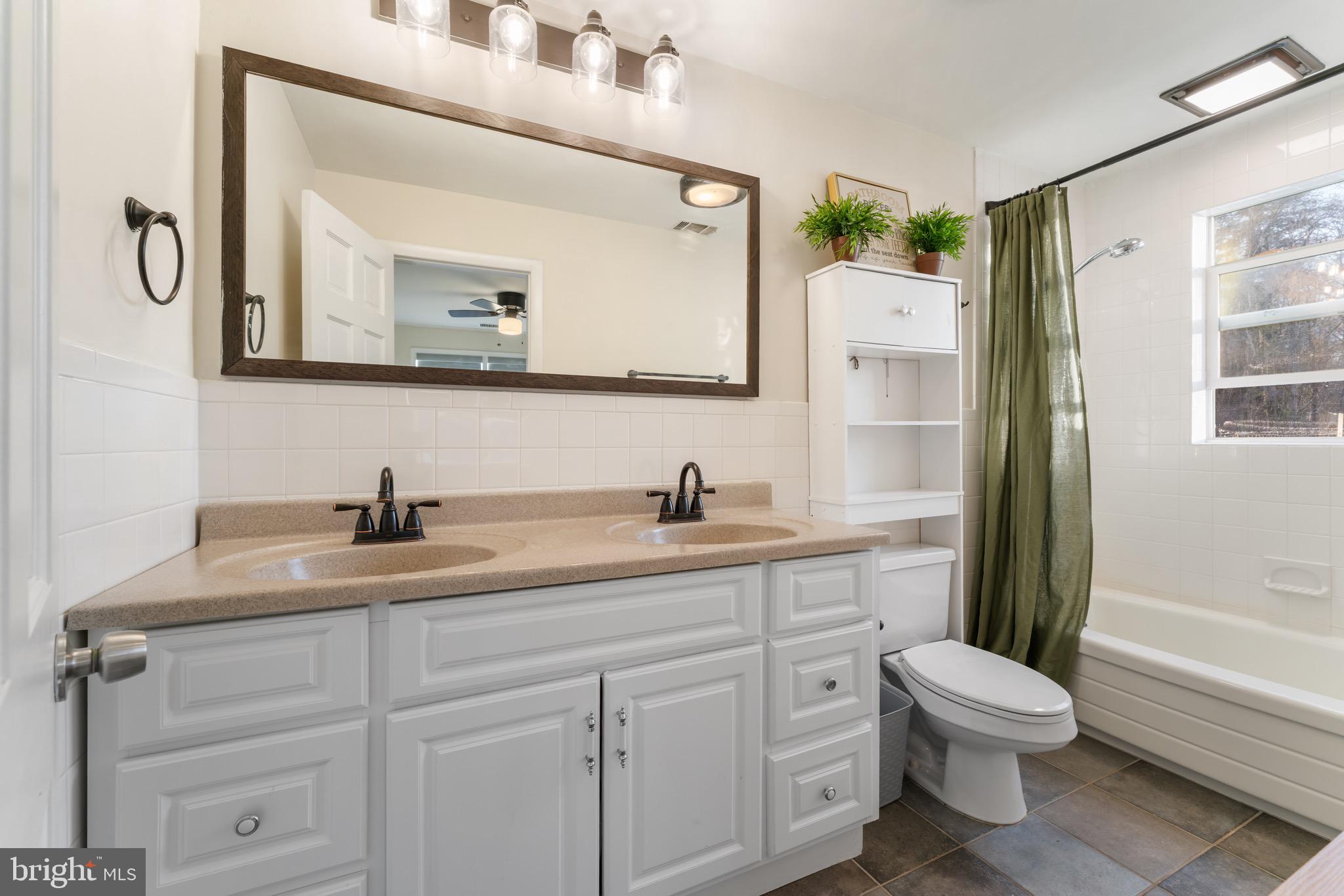 DAMASCUS OUTSIDE - Residential