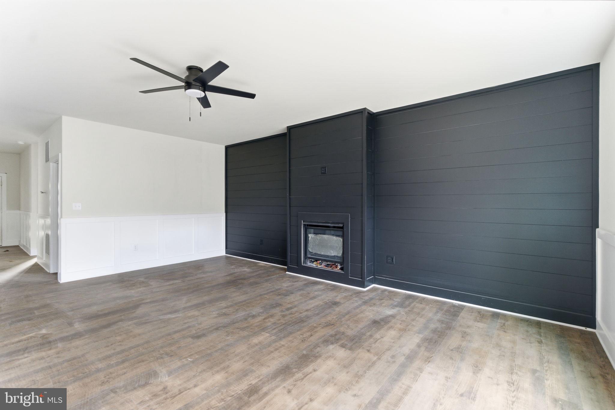 THE WOODS - Residential