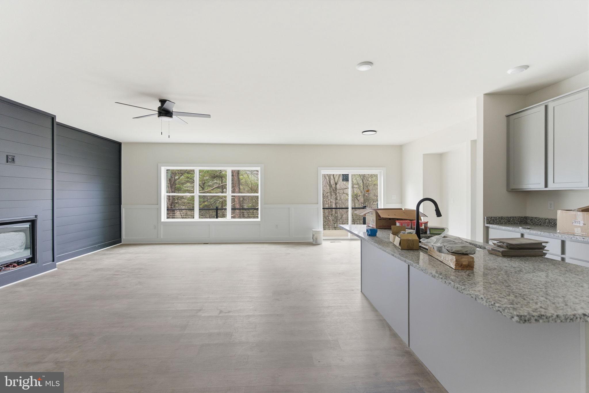 THE WOODS - Residential