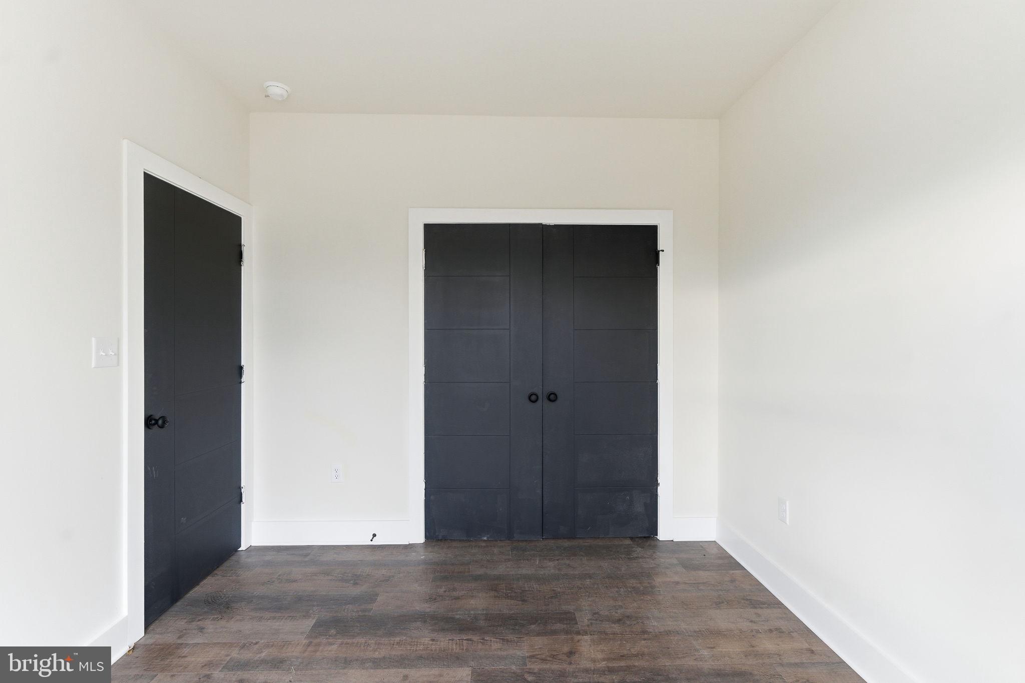 THE WOODS - Residential