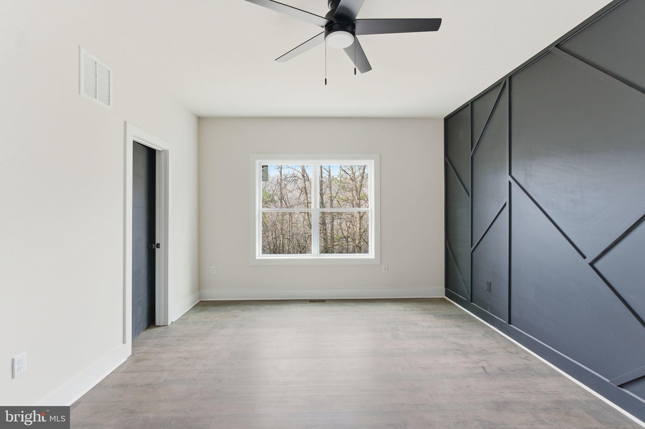 THE WOODS - Residential